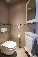 The Yellow Penthouse