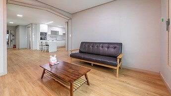 Jeju Jang Sugot Pension