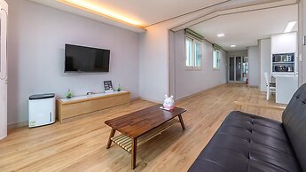 Jeju Jang Sugot Pension