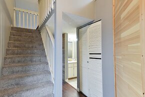 Memory Maker Condo - Great Location - Updated - Walk to Restaurant and