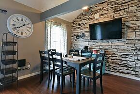 Memory Maker Condo - Great Location - Updated - Walk to Restaurant and