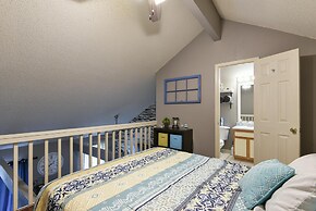 Memory Maker Condo - Great Location - Updated - Walk to Restaurant and