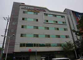 Modern Business Hotel