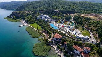 Hotel Izgrev Spa & Aqua Park