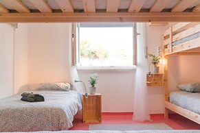 Hospedium República Surf House Hostel