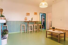 Hospedium República Surf House Hostel