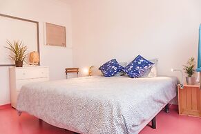 Hospedium República Surf House Hostel