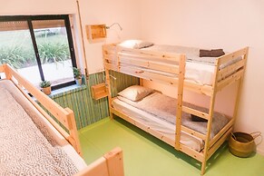 Hospedium República Surf House Hostel