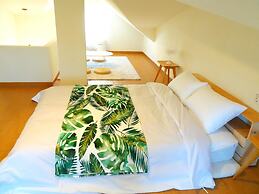 Jeju Eltzutown Pension