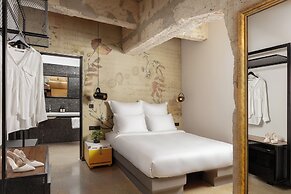 Anise, Aluma Hotel & Resort