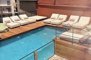 Anise, Aluma Hotel & Resort