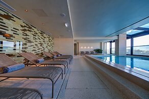 Land's End Boutique Hotel