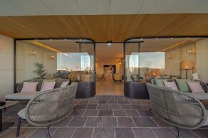 Land's End Boutique Hotel