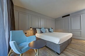 Land's End Boutique Hotel