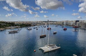 Land's End Boutique Hotel