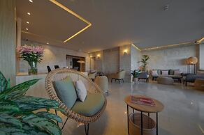 Land's End Boutique Hotel