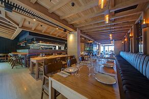 Land's End Boutique Hotel