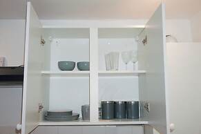 Onsite Cosy Practical Studio - in a Quite Area