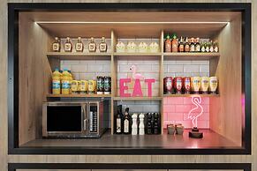 Moxy Duesseldorf City