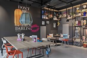 Moxy Duesseldorf City