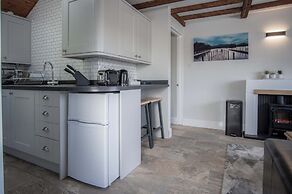 Honeysuckle Cottage - 1 Bedroom - Amroth