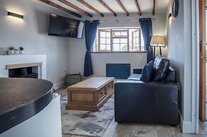 Honeysuckle Cottage - 1 Bedroom - Amroth