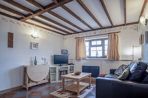 Honeysuckle Cottage - 1 Bedroom - Amroth