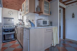 Honeysuckle Cottage - 1 Bedroom - Amroth