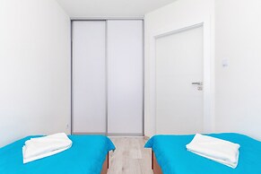 Amber Estate Apartments by Renters