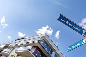 Amber Estate Apartments by Renters