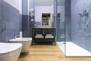 HOTEL REGINA DEL GARDA SUITE