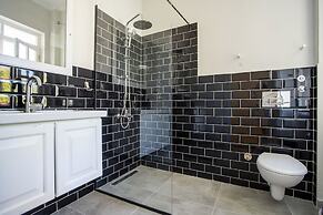 House of Good Things