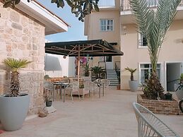 House of Good Things