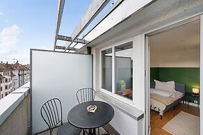 Becozy Self Check-in & Pop-up Hotel