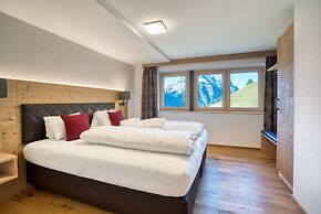 HUS 23