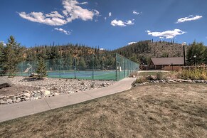 Perfect Getaway Cabin w/ Nearby Hike/bike Trails