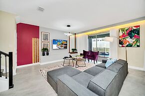 Magical Pool Home, Enchantments Theme Rooms - 9Bd 5Ba 9cg1161