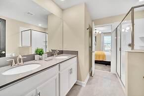 Magical Pool Home, Enchantments Theme Rooms - 9Bd 5Ba 9cg1161