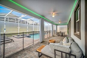 Magical Pool Home, Enchantments Theme Rooms - 9Bd 5Ba 9cg1161