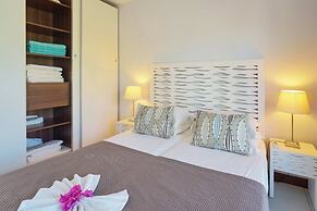 PLAGE BLEUE BEACHFRONT APARTMENTS BY LOV