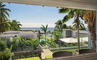 PLAGE BLEUE BEACHFRONT APARTMENTS BY LOV