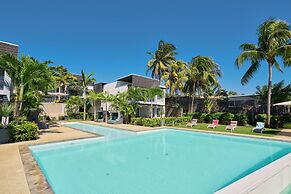 PLAGE BLEUE BEACHFRONT APARTMENTS BY LOV