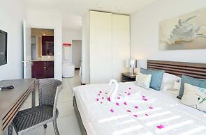 PLAGE BLEUE BEACHFRONT APARTMENTS BY LOV