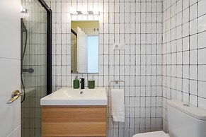 Madrid Sur Apartments by Olala Homes