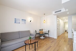 Madrid Sur Apartments by Olala Homes
