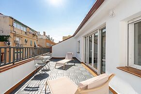 Madrid Sur Apartments by Olala Homes