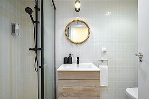 Madrid Sur Apartments by Olala Homes