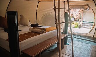 Uman Glamping & Cenote Tulum