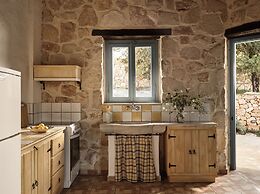 Strofilia Stone Residences