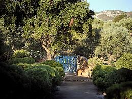 Strofilia Stone Residences